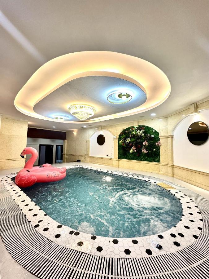 Penthouse Paradise 86 -rooftop Pool Private 100% Ho Chi Minh City