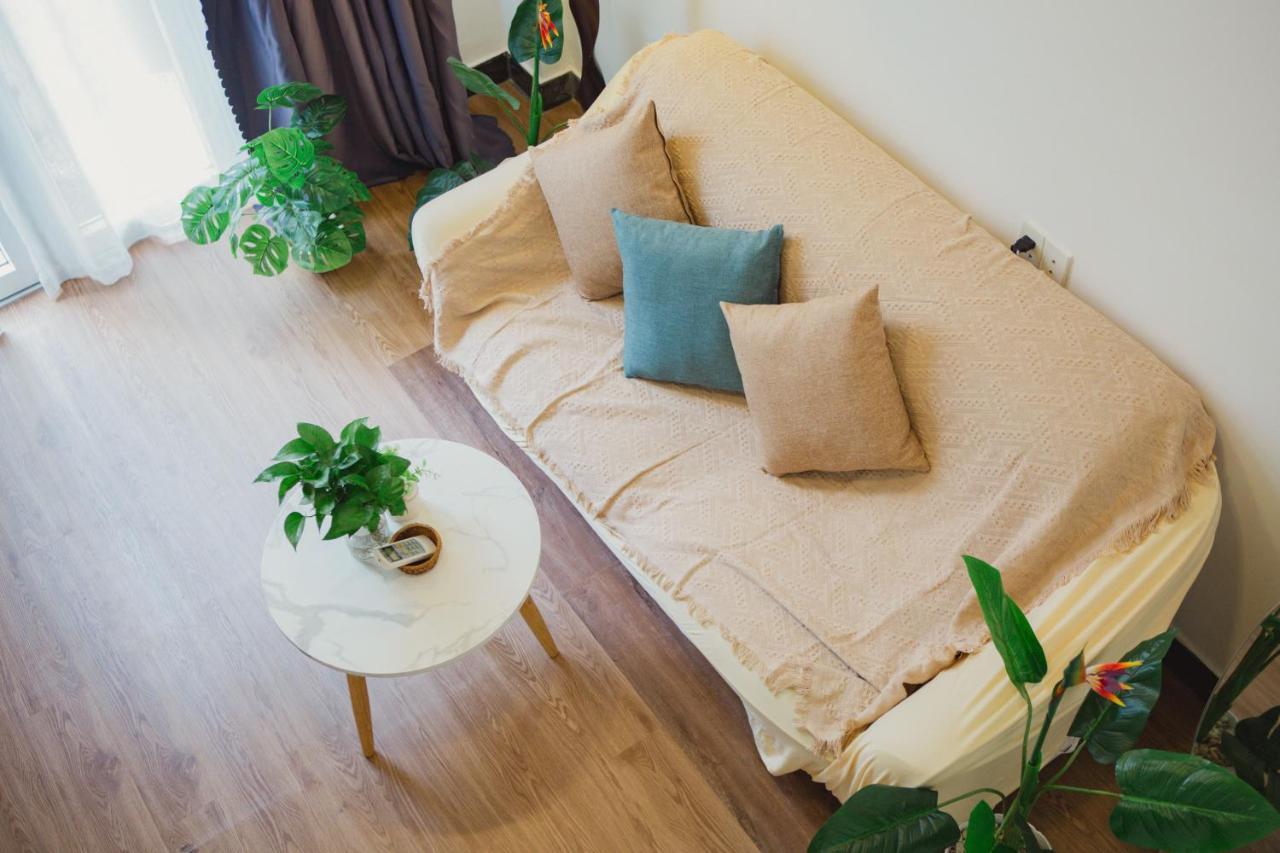 Cozy Lovely + Netflix @district 1 Apartment *