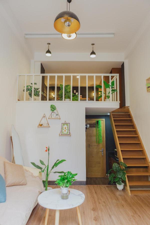 Cozy Lovely + Netflix @district 1 Ho Chi Minh City