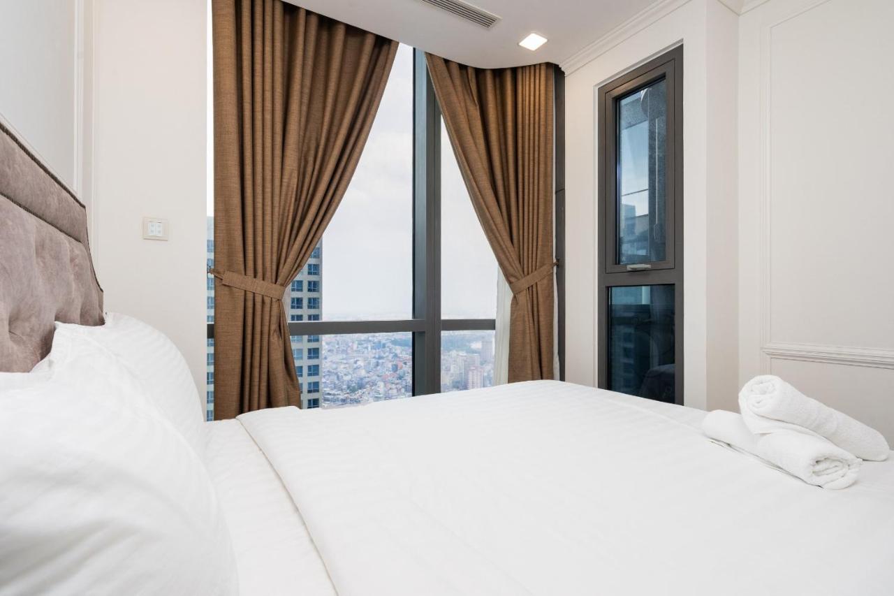 Apartment Vinhomes Park Unique Condotel Ho Chi Minh City