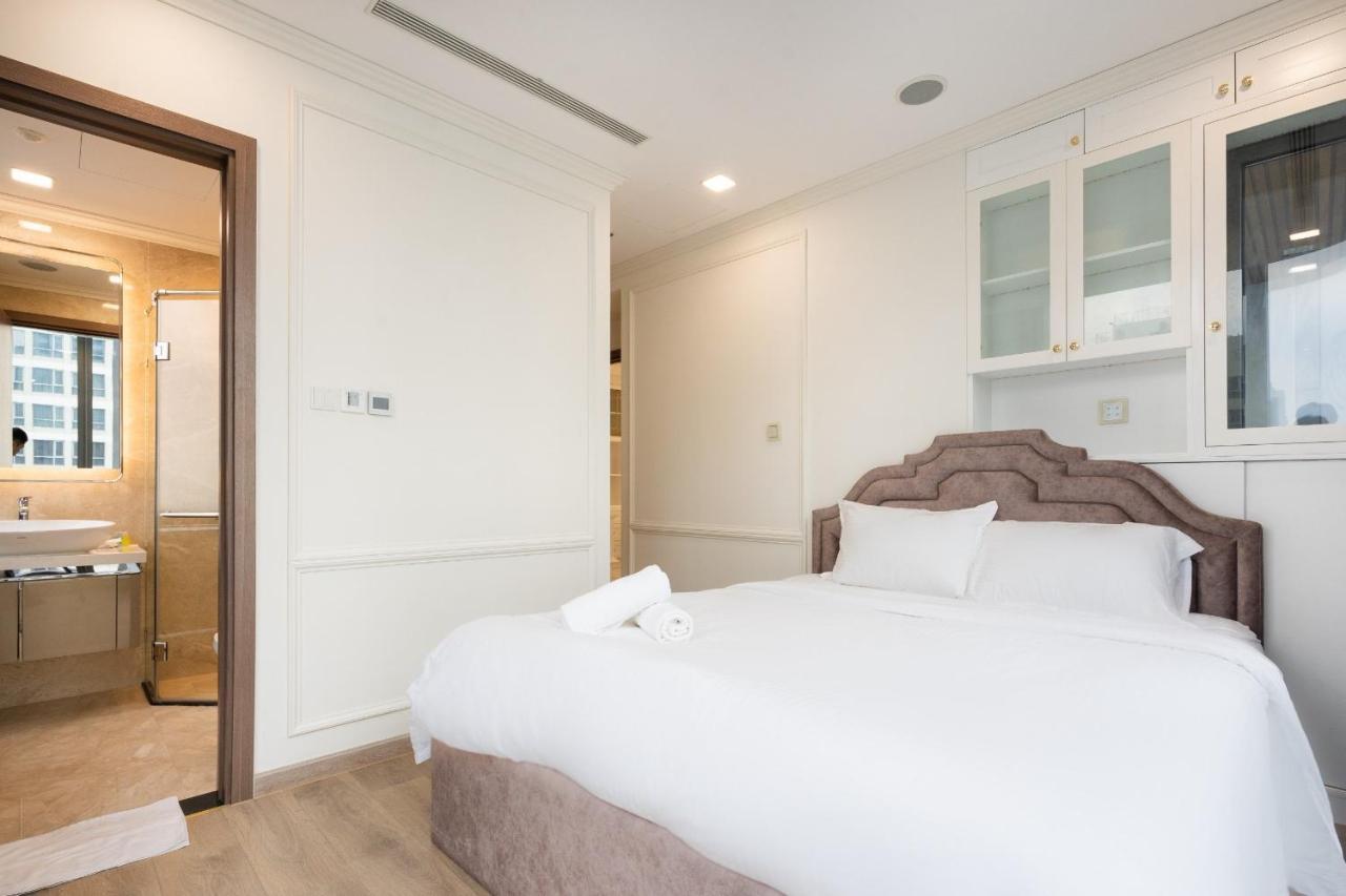 Vinhomes Park Unique Condotel * Ho Chi Minh City