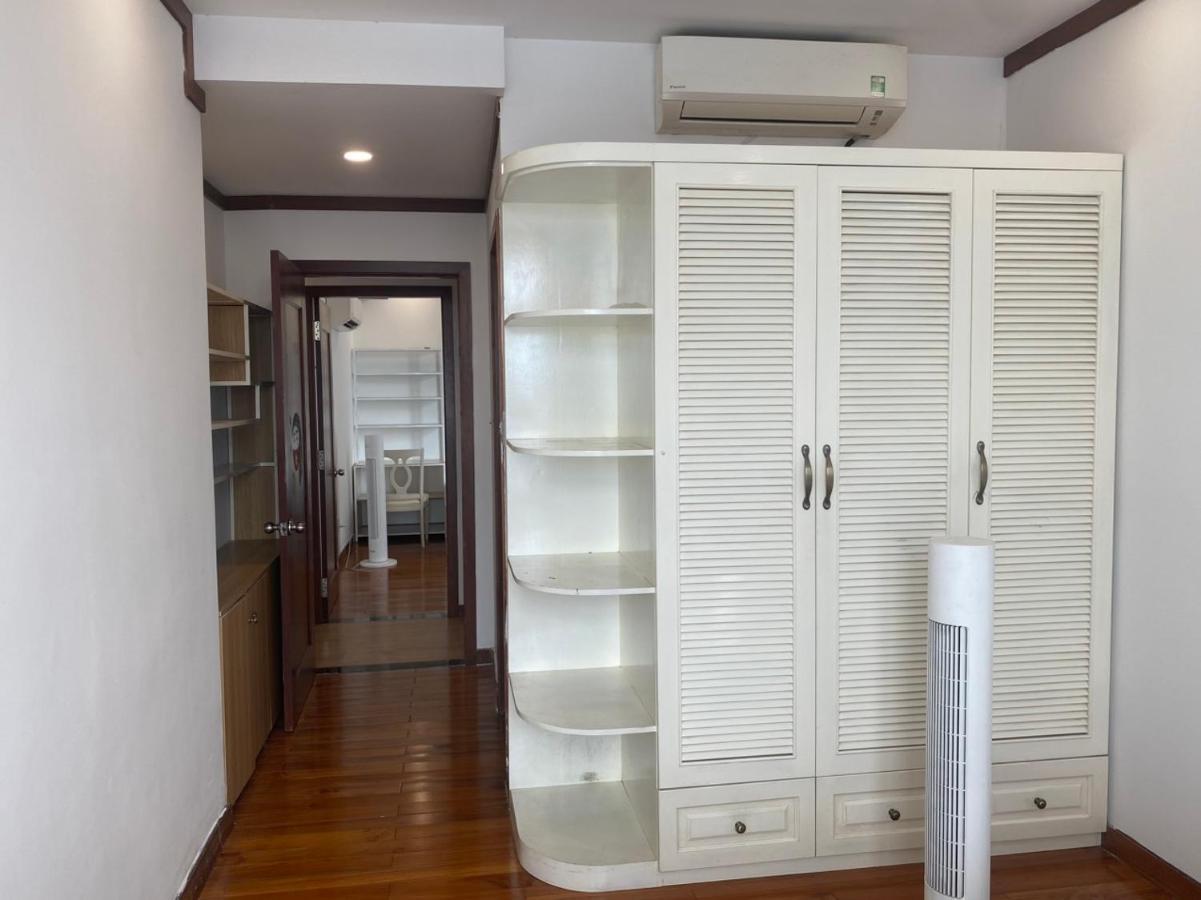 Spacious In District 7 Apartment