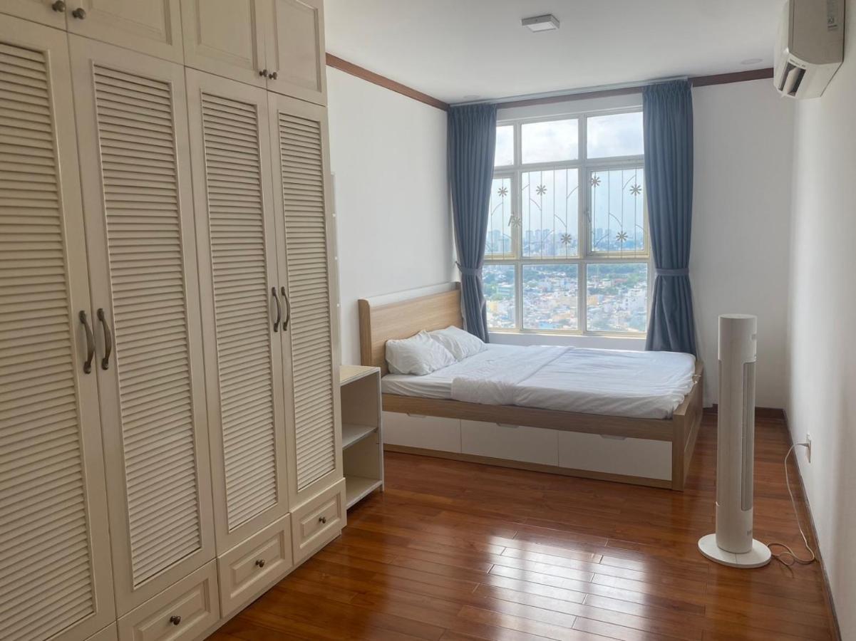 Spacious In District 7 Apartment Ho Chi Minh City