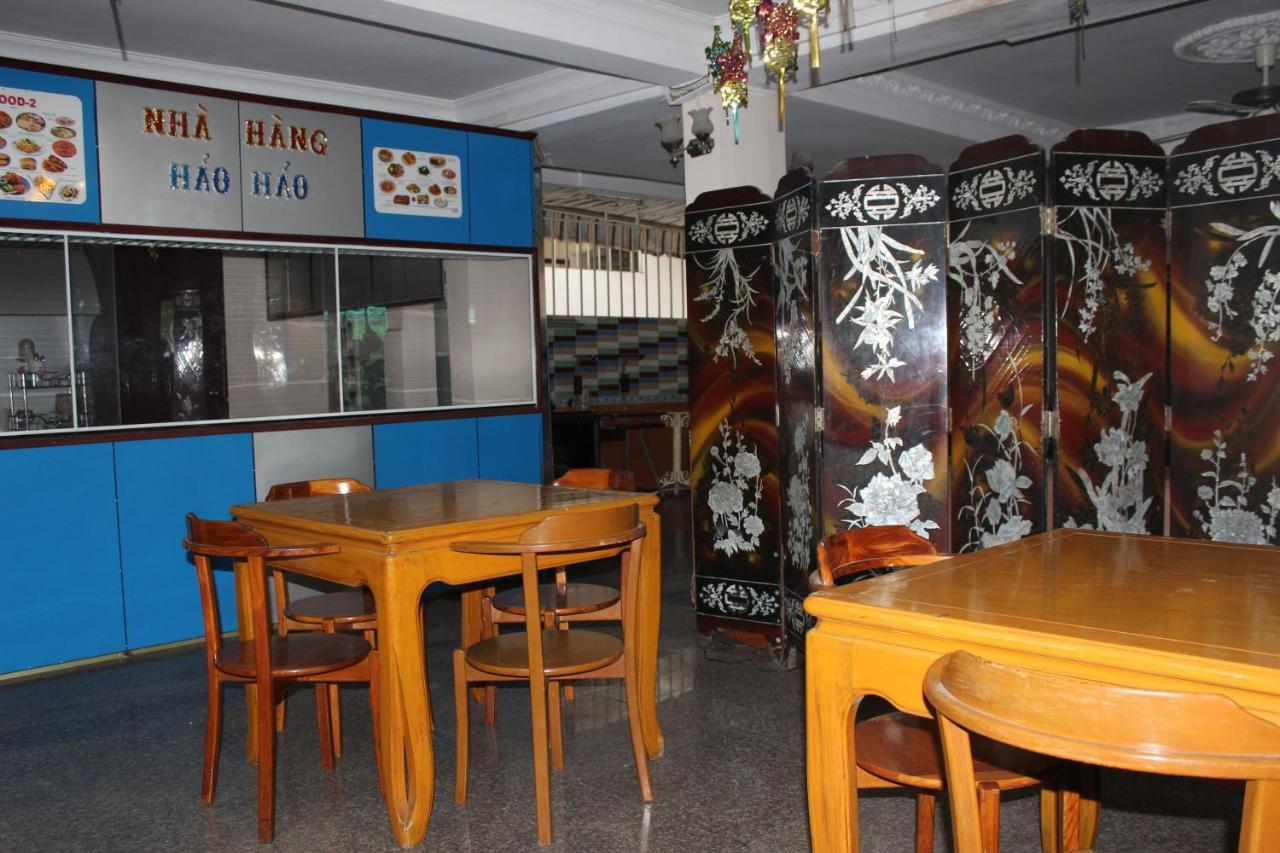Nhat Binh * Bandar Ho Chi Minh