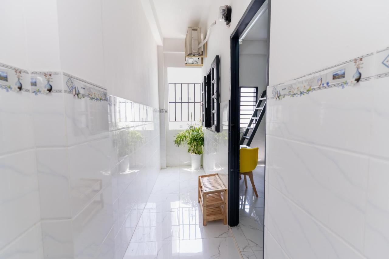 Shiri House Bed & Breakfast *