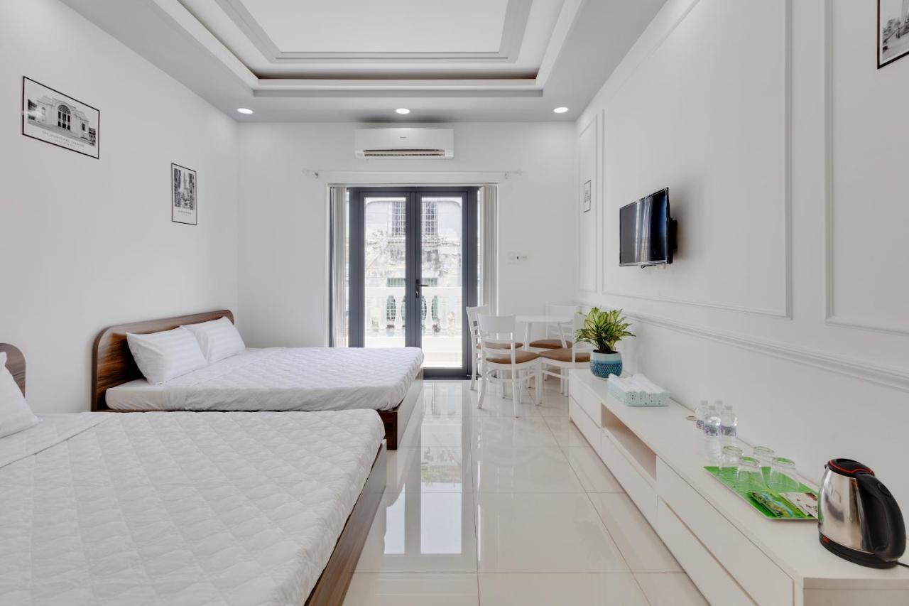 Saigon Authentic Hostel: Rooftop Retreat With Culinary Experiences