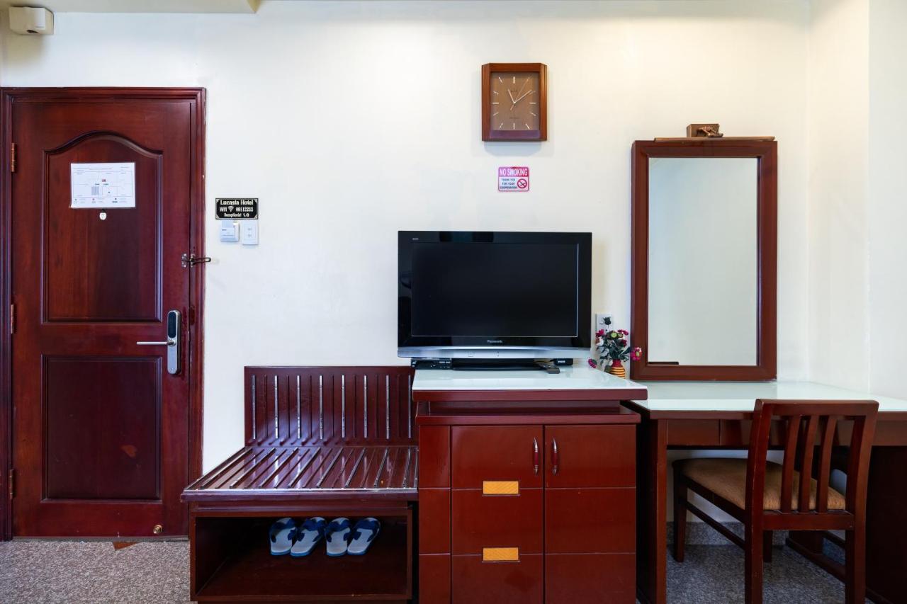 Hotel Lucasta Saigon