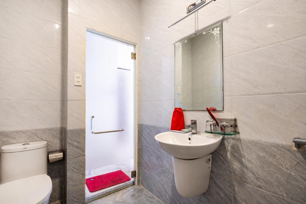 Mai Phuong - Ruby Saigon Hotel 2*