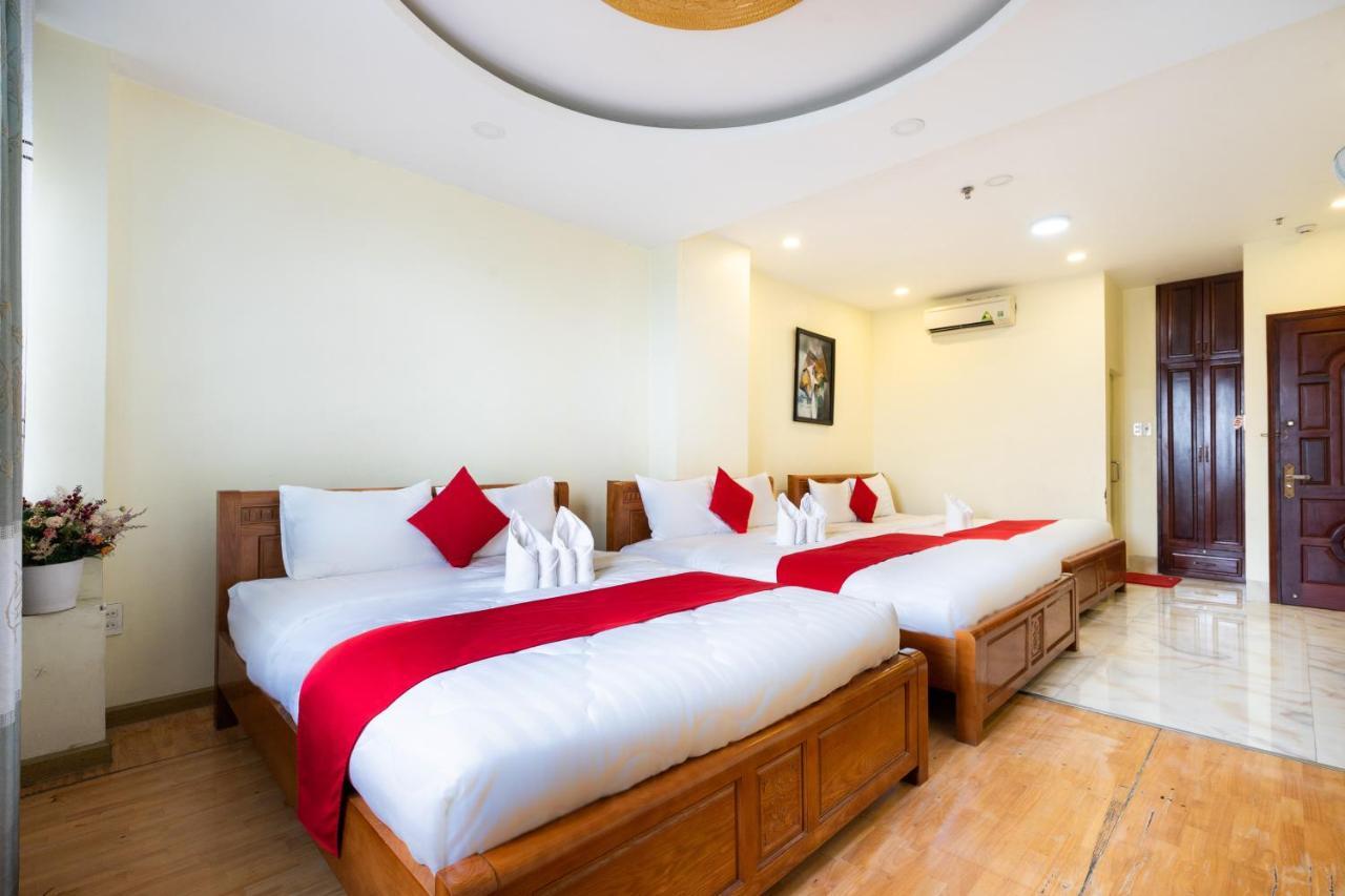 Mai Phuong - Ruby Saigon Hotel