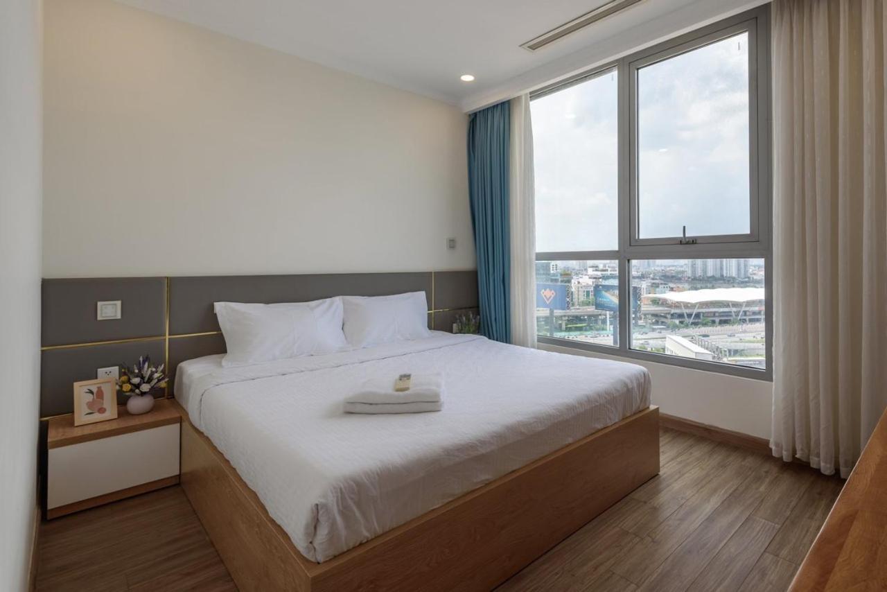 Luxury Vinhomes Park - Thamin Homes Ho Chi Minh City