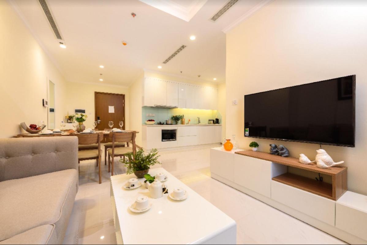 Apartment Luxury Vinhomes Park - Thamin Homes Ho Chi Minh City