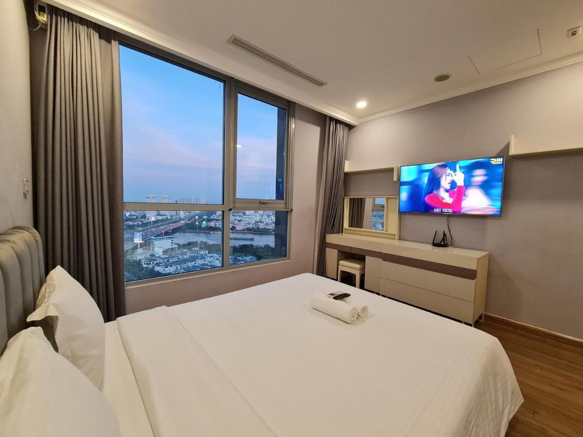 Luxury Vinhomes Park - Thamin Homes Apartment