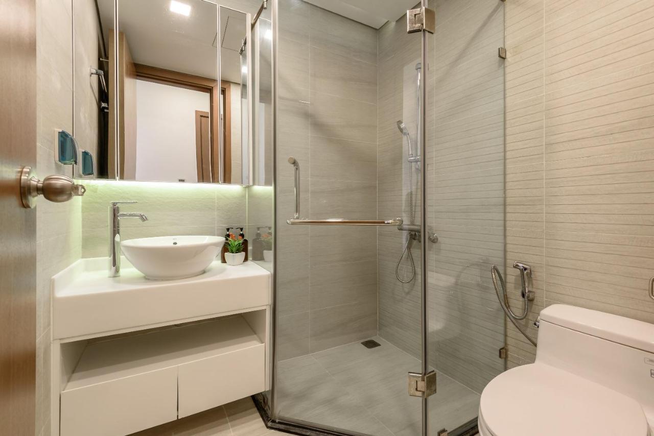 Apartment Luxury Vinhomes Park - Thamin Homes