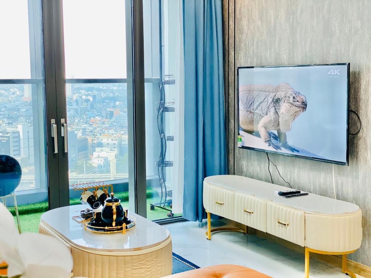 Apartment Luxury Vinhomes Park - Thamin Homes Ho Chi Minh City