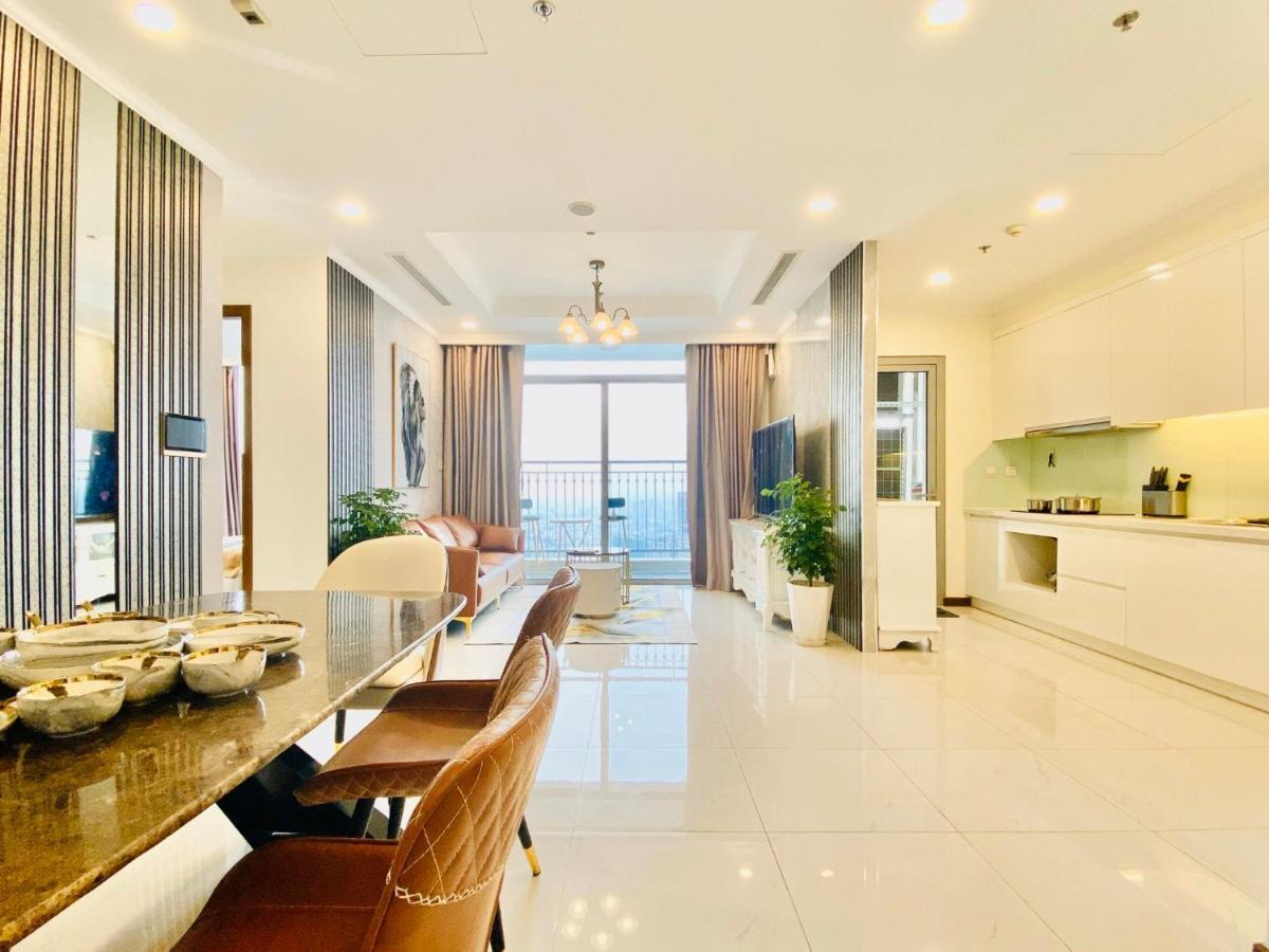 Apartment Luxury Vinhomes Park - Thamin Homes *