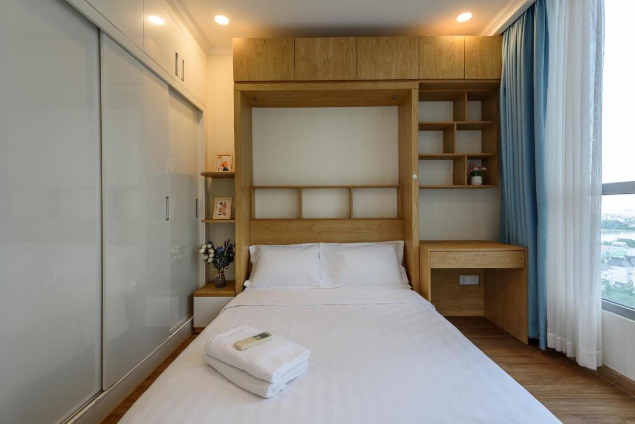 Luxury Vinhomes Park - Thamin Homes * Ho Chi Minh City