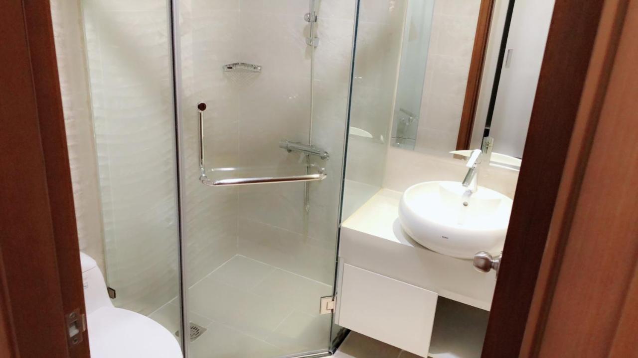 Apartment Luxury Vinhomes Park - Thamin Homes *