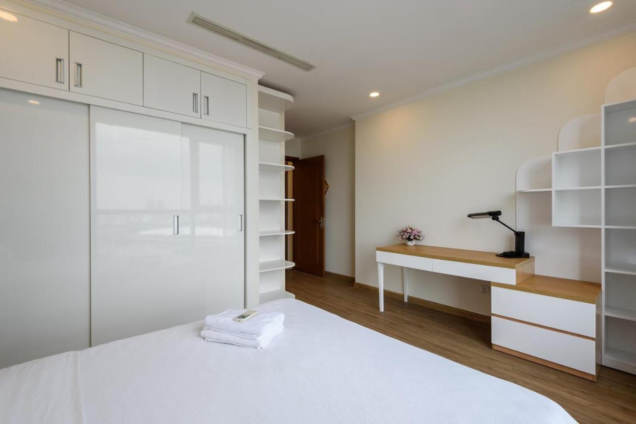 Luxury Vinhomes Park - Thamin Homes *