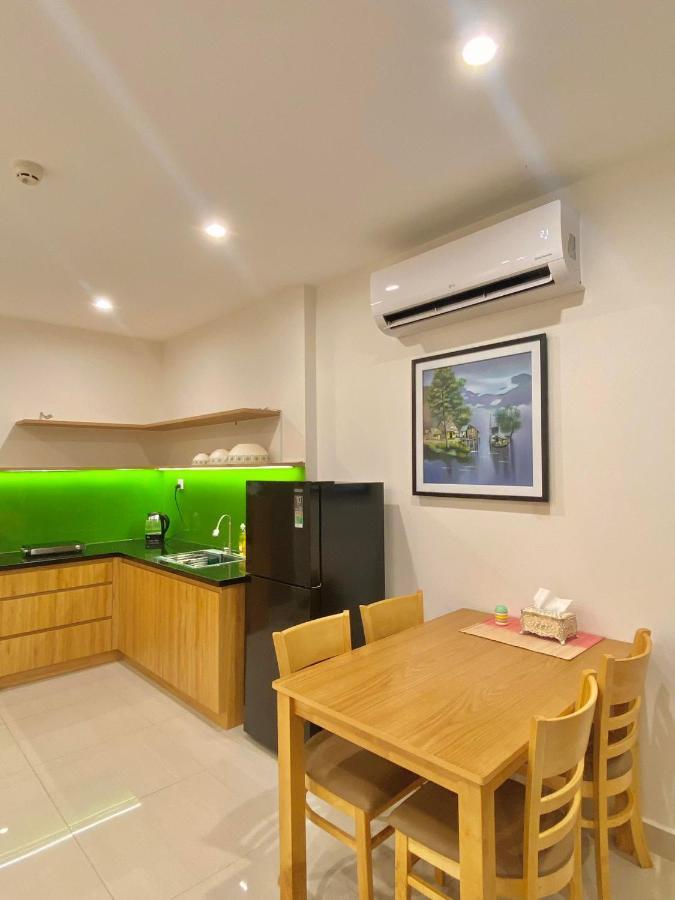 Quan's Apartment *
