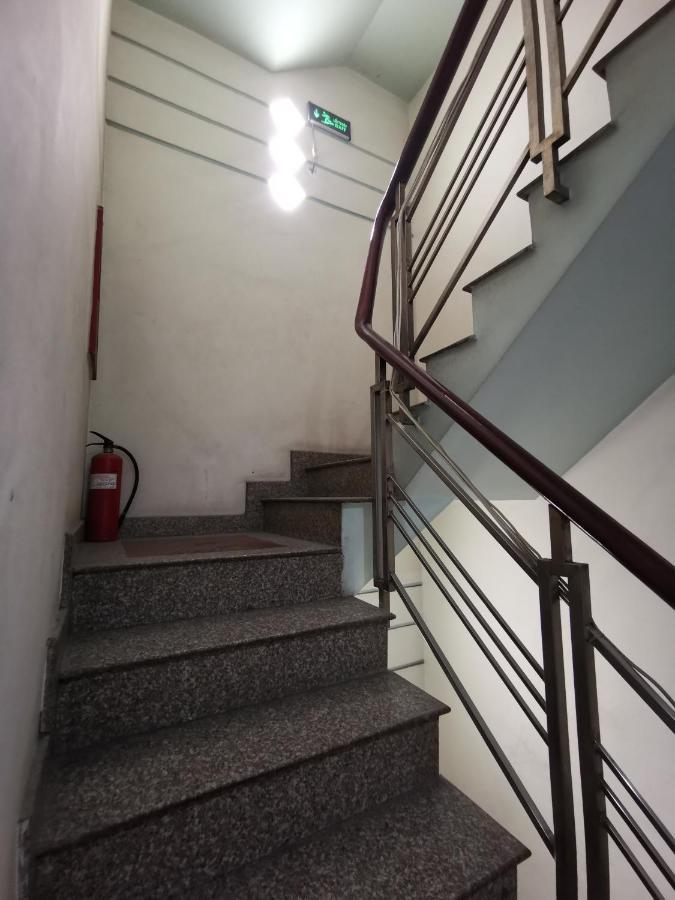 Hotel Khach San Hoa Cuc *
