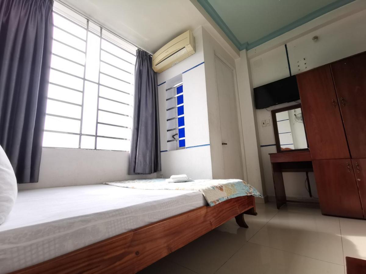 Hotel Khach San Hoa Cuc