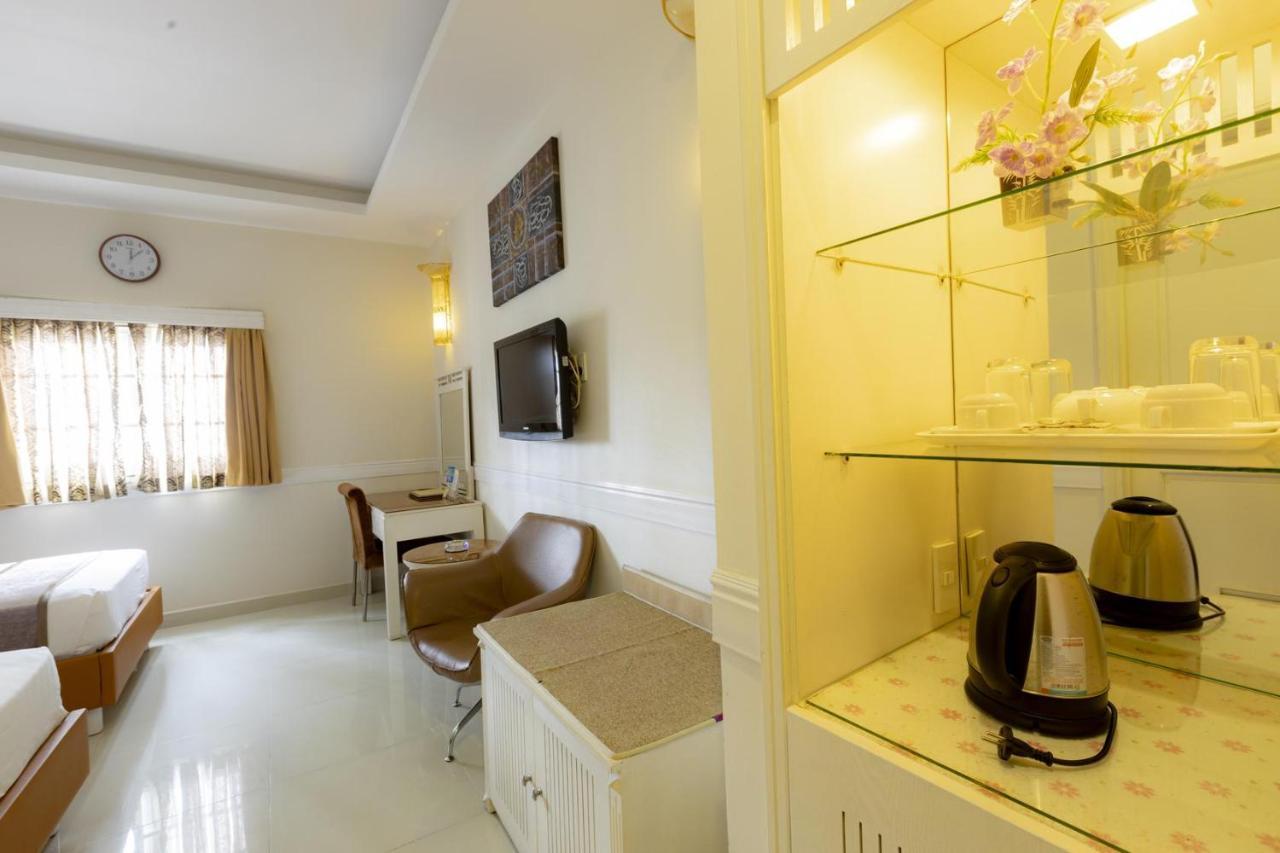 Fortune 1127 Tran Hung Dao, Q5 - By Bay Luxury Apartment