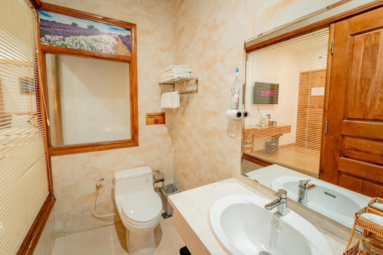 Khach San Cuong Thanh 2 Love hotel