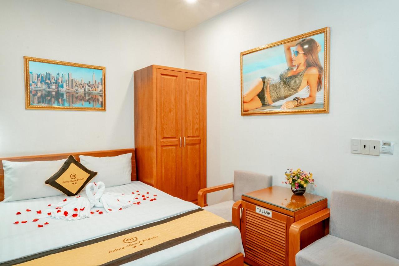 Love hotel Khach San Cuong Thanh 2 *