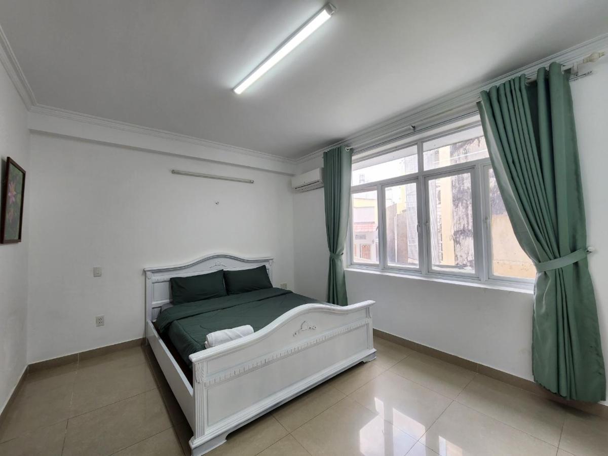 Lalahouse Riverside 3*