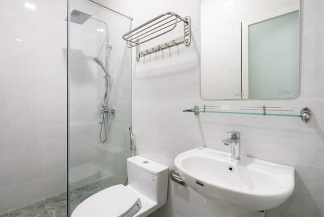 Dinh Dinh Saigon Airport Hotel-74a Giai Phong 2*
