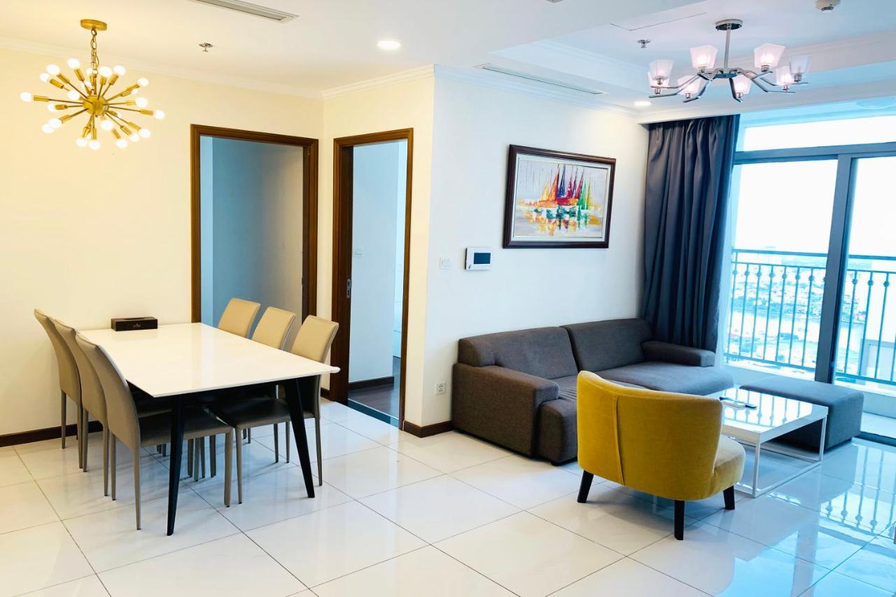 Ho Vinhomes Park - Tony's * Ho Chi Minh City