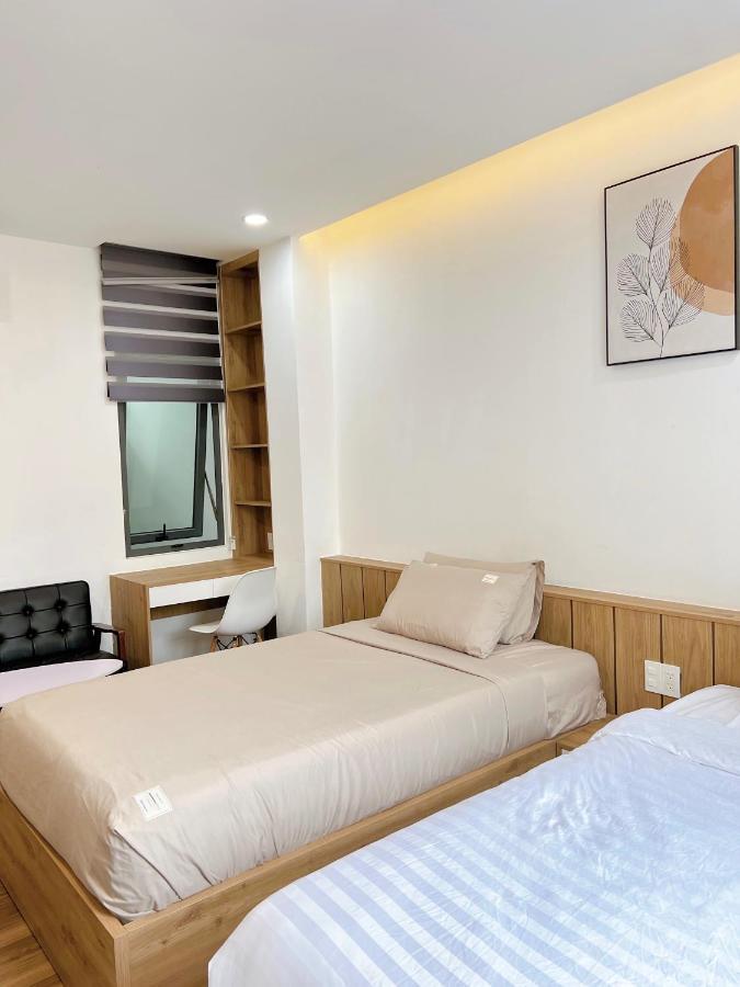 Riverside House Nearairport.bed/netflix/chill/terrace Apartment Ho Chi Minh City