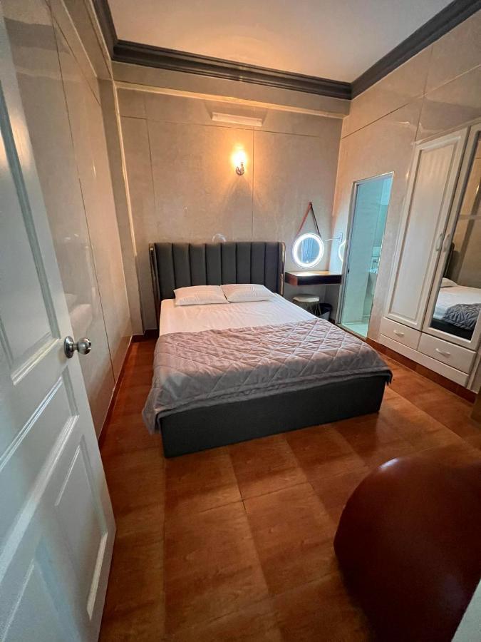 Khach San Thanh Hotel Ho Chi Minh City