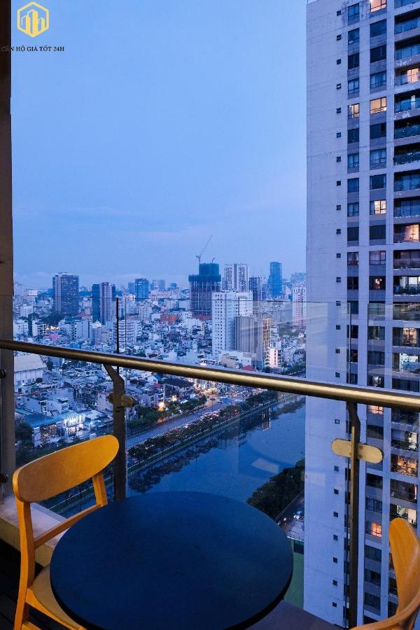 Apartment The Gold View D4- 2br 2wc, Balcony -luxurious - Canhogiatot24h *