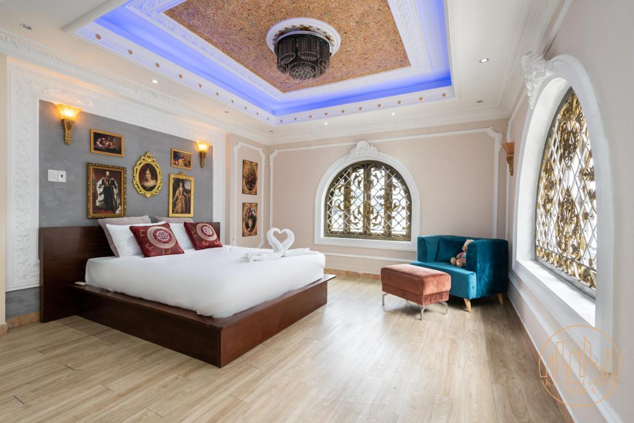 Kn Palace - Venuestay Villa *