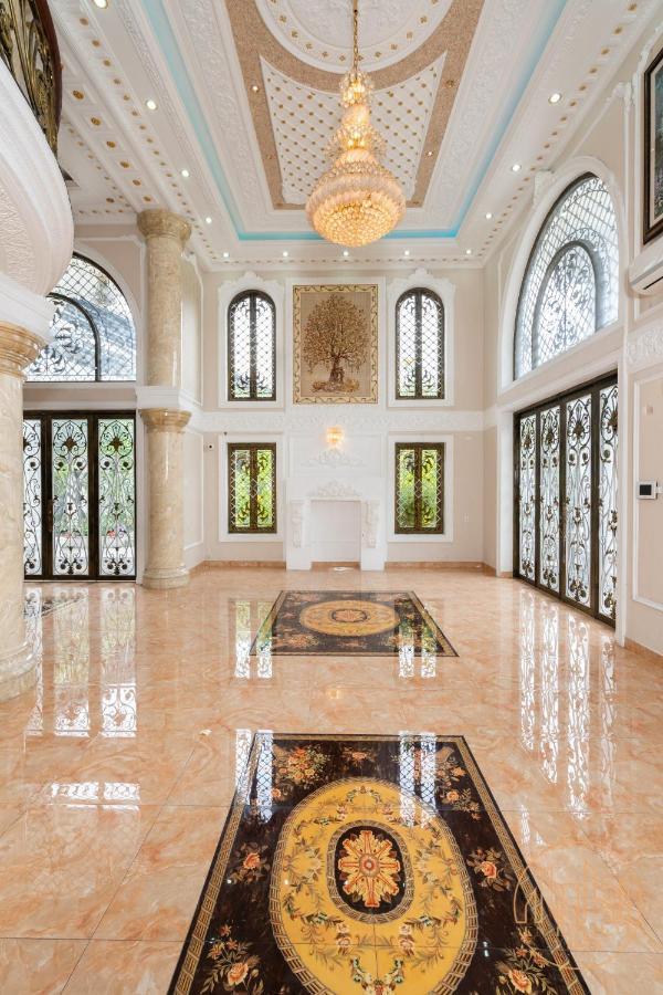 Kn Palace - Venuestay *