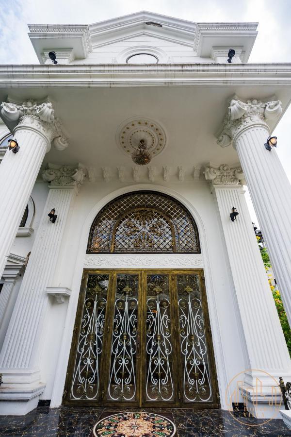 Villa Kn Palace - Venuestay *
