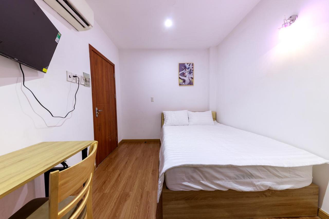 Venus & Massage - Bui Vien Walking Street Hotel 3*