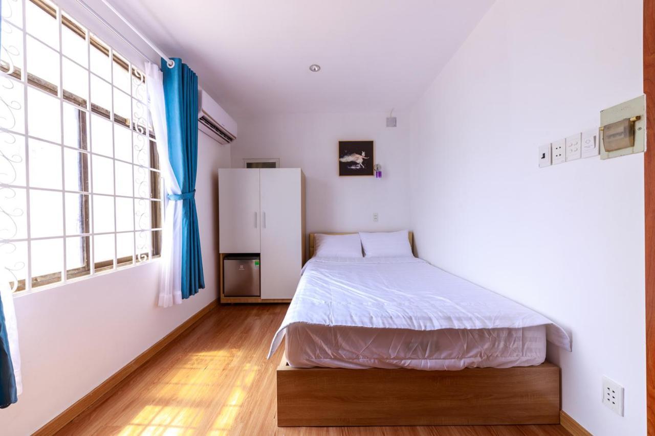 Venus & Massage - Bui Vien Walking Street Hotel