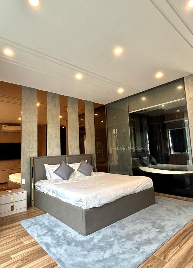 Khanh Nguyen Luxury Apartment, Balcony Street View, Large Bathtub Guest house *