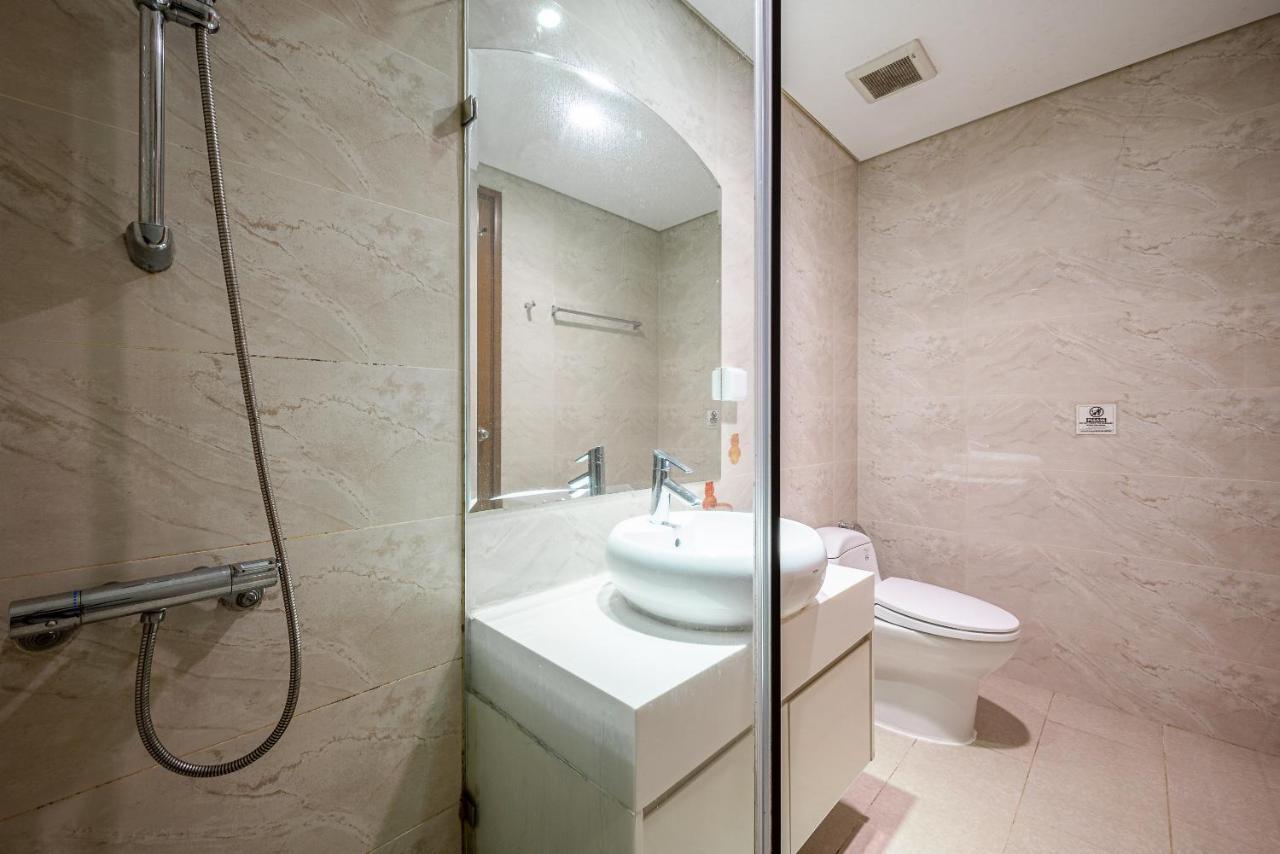강과 시내가 한눈에 보이는 럭셔리 3br Apartment Ho Chi Minh City