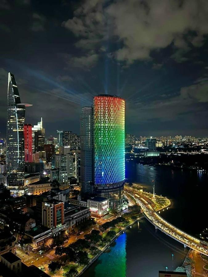 Saigon Royal D4 - 2br Skyline Serenity On 25 Floor - Hana Ho Chi Minh City