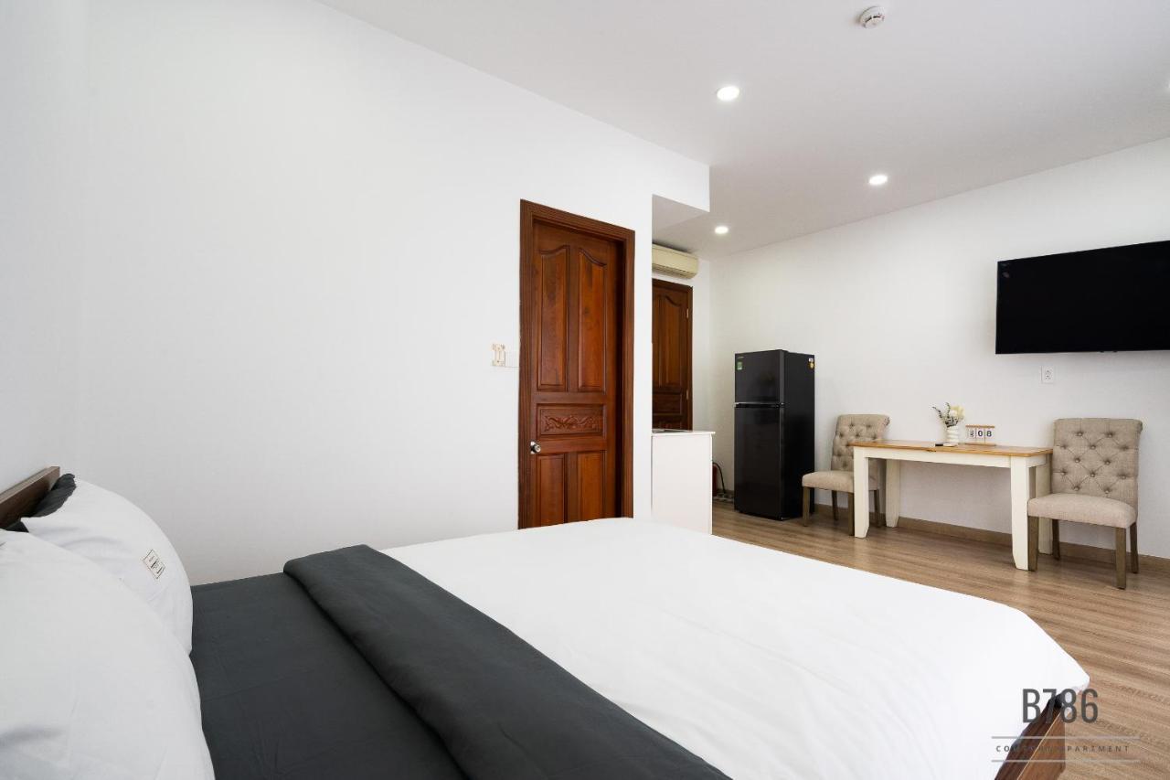 B786 Airport Apartment *