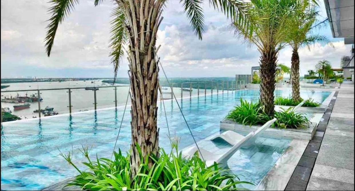 Apartment River Panorama For Rent 2 Bedroom 35 Rooptop Pool Ho Chi Minh City