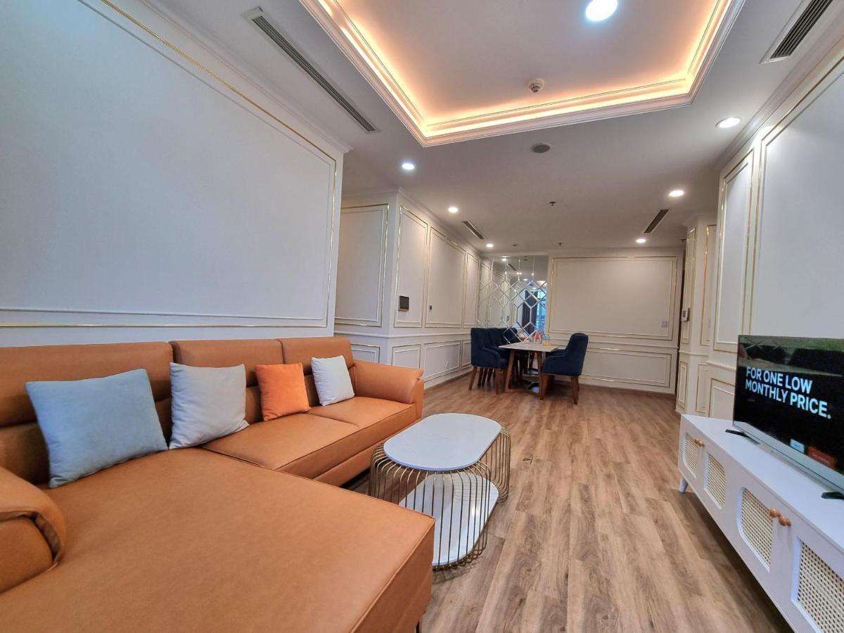 Apartment Landmark Luxury - Vinhomes Park Ho Chi Minh City