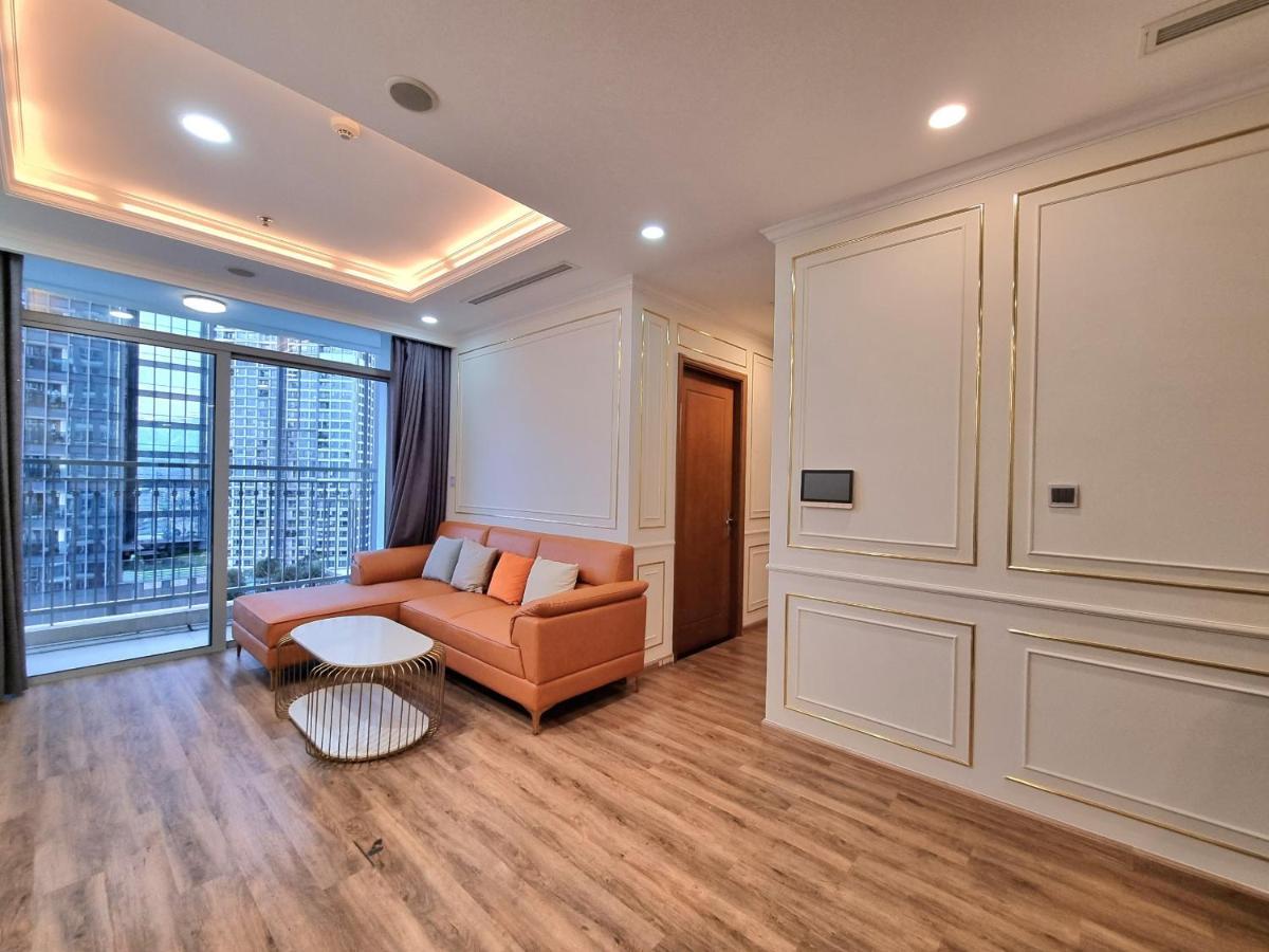 Landmark Luxury - Vinhomes Park Apartment