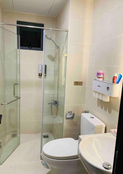 Q7 Riverside 2 Bed W River-view, Netflix & Pool Pangsapuri