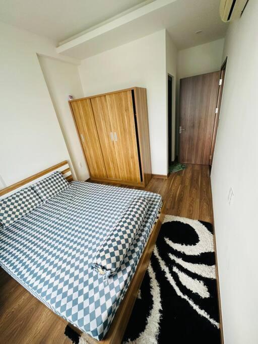 Q7 Riverside 2 Bed W River-view, Netflix & Pool Bandar Ho Chi Minh