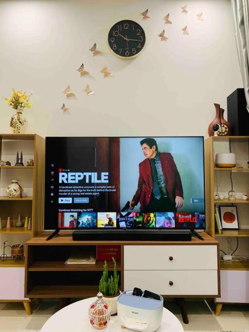 Q7 Riverside 2 Bed W River-view, Netflix & Pool Pangsapuri *