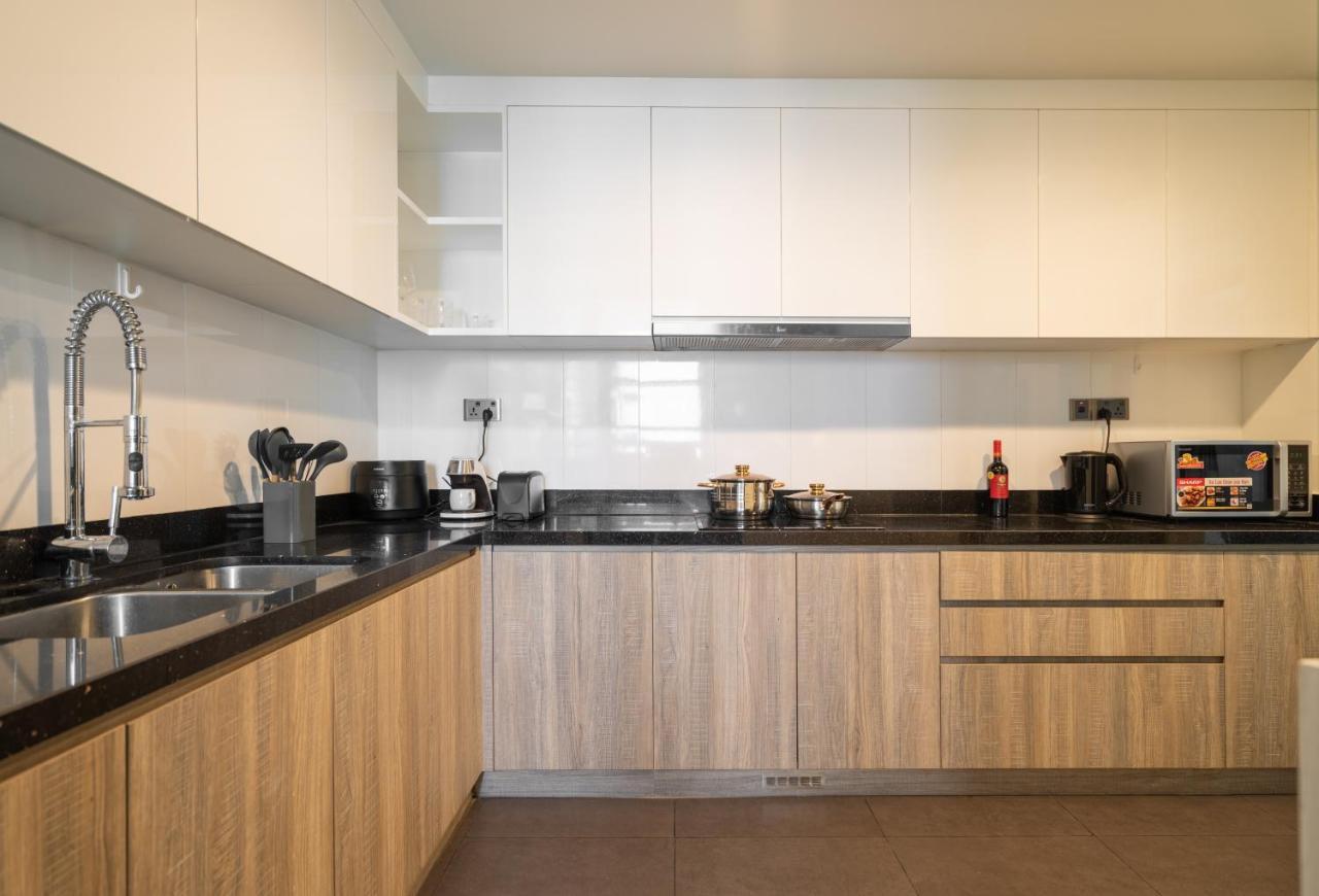 Apartment 3brs-'-zenlivinspace-elite&eco- Airport-pick.up